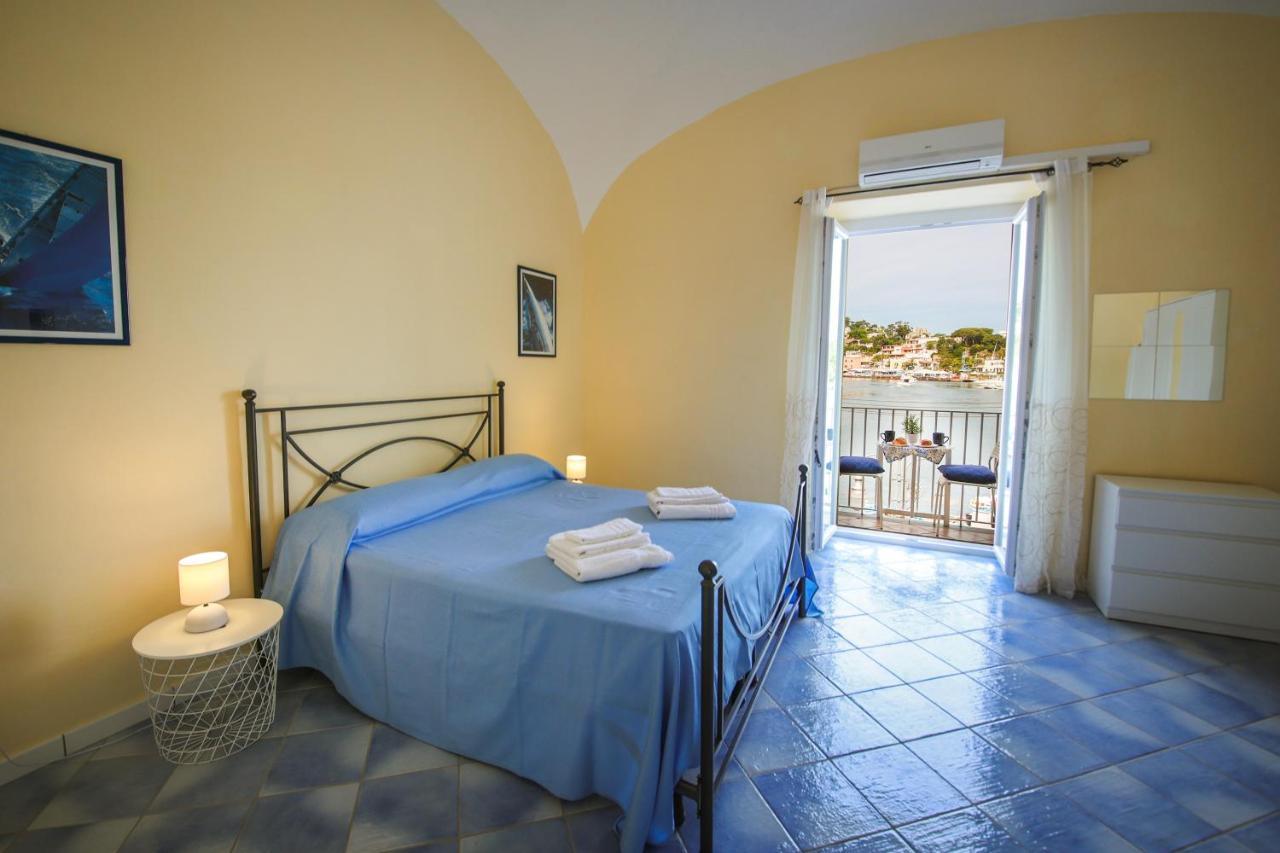 Appartamento Panoramico La Rosa Dei Venti - Maestrale อีสเกีย ภายนอก รูปภาพ